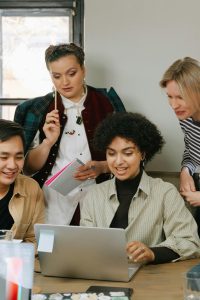 Secret ! les trois raisons qui font engager les gens en marketing de réseau - dezeroaheros.com